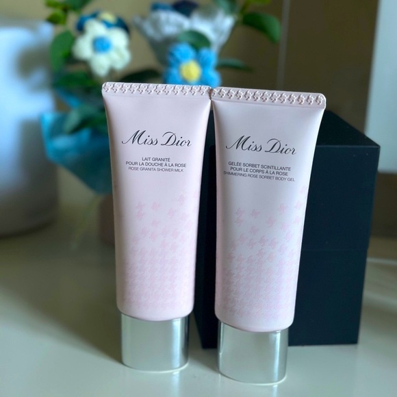 Miss Dior Rose Sorbet Shimmering Body Gel & Granita Exfoliating Body Shower Milk - Picture 4 of 9